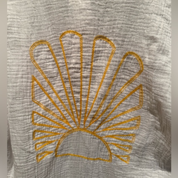 4our Dreamers Cover Up - Picture 3 of 5